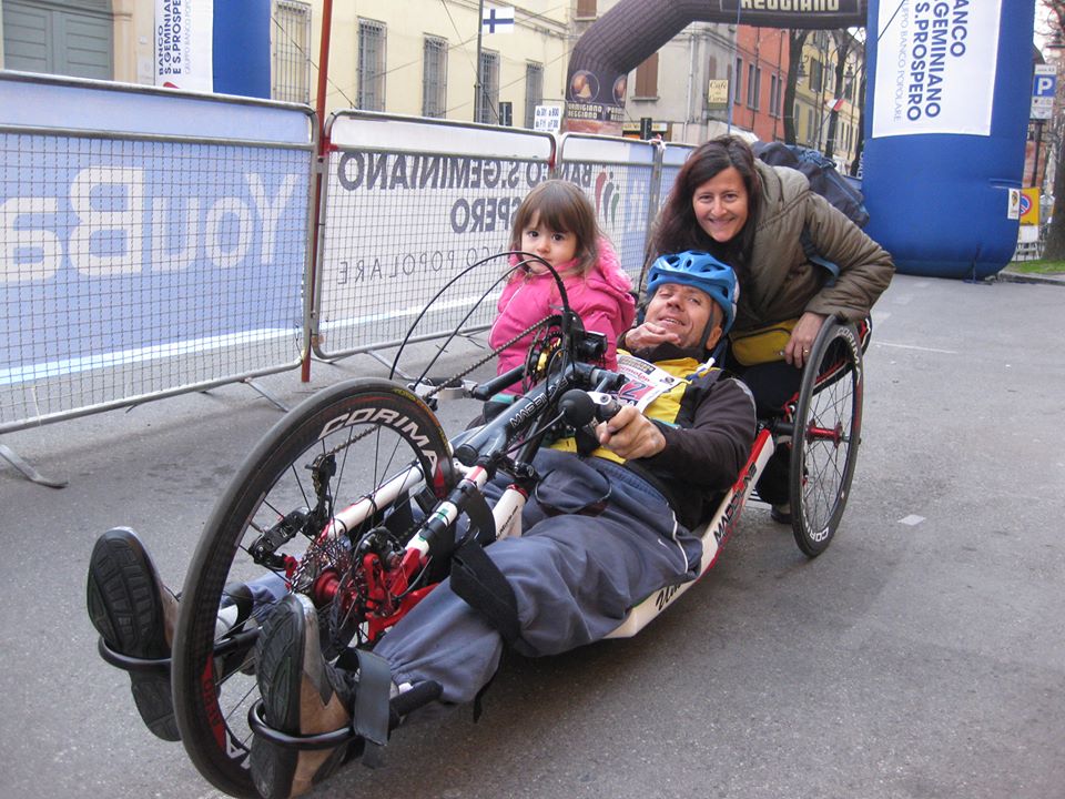 Umberto con la moglie Carmela e la piccola Andrea Celeste