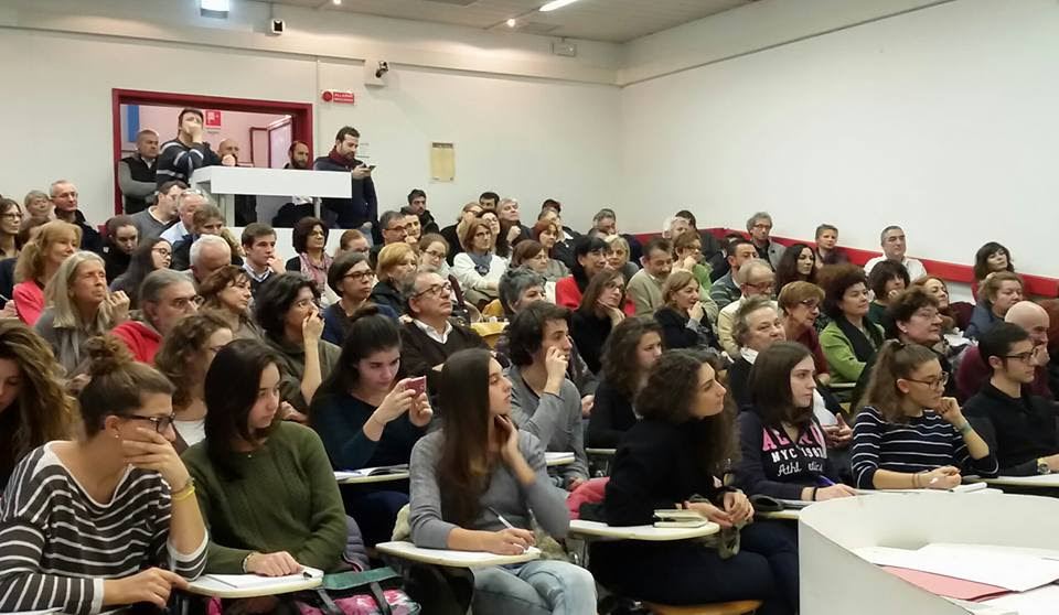 Liceo classico, alternanza scuola-lavoro alla biblioteca Liverani